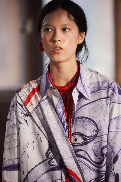 Look 92
